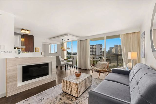 2 of 26 - 1688 West Avenue #806, Miami Beach, FL