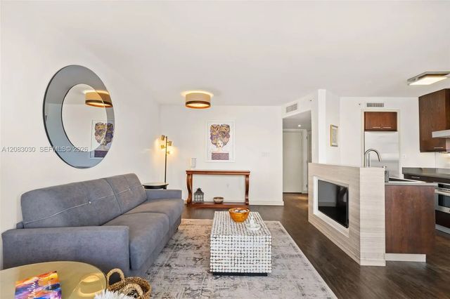 3 of 26 - 1688 West Avenue #806, Miami Beach, FL