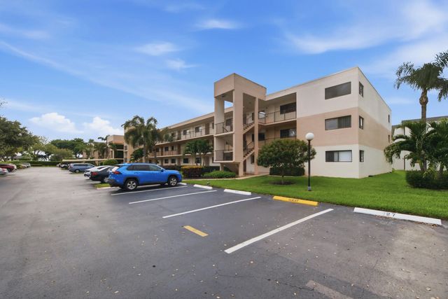 2 of 77 - 15075 Witney Rd #303, Delray Beach, FL