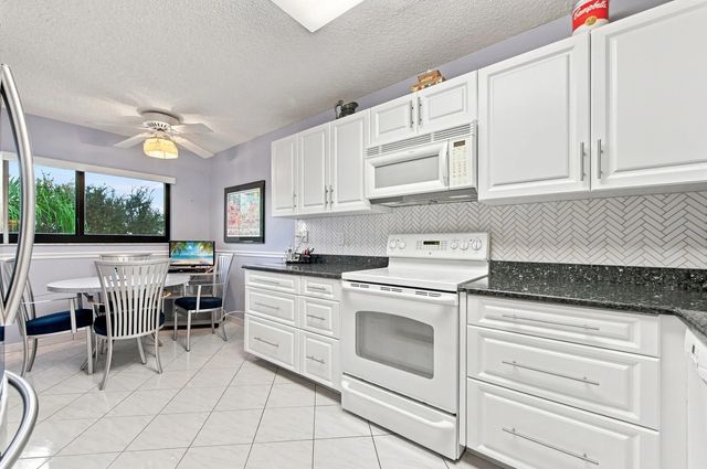 5 of 77 - 15075 Witney Rd #303, Delray Beach, FL