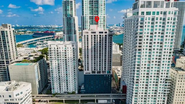 5 of 32 - 227 Ne 2nd Street #3001, Miami, FL