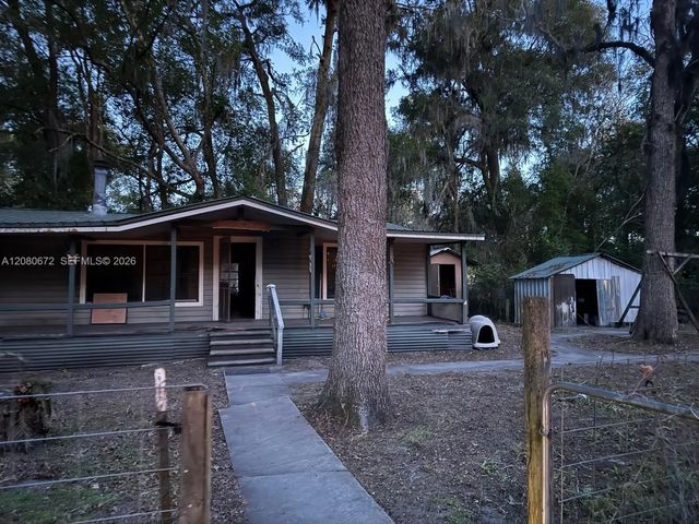2212 Ne Washington Street, 