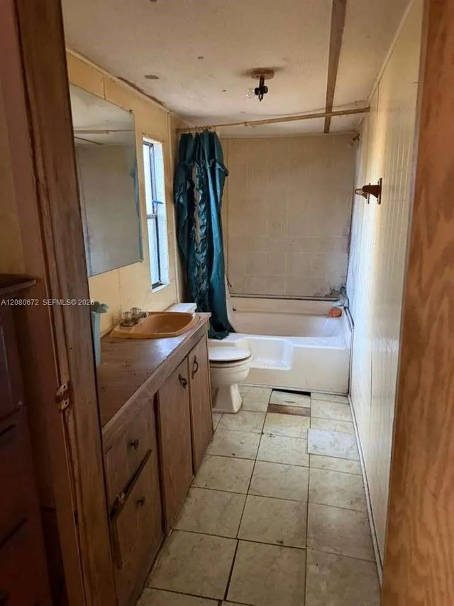 3 of 15 - 2212 Ne Washington Street, , FL