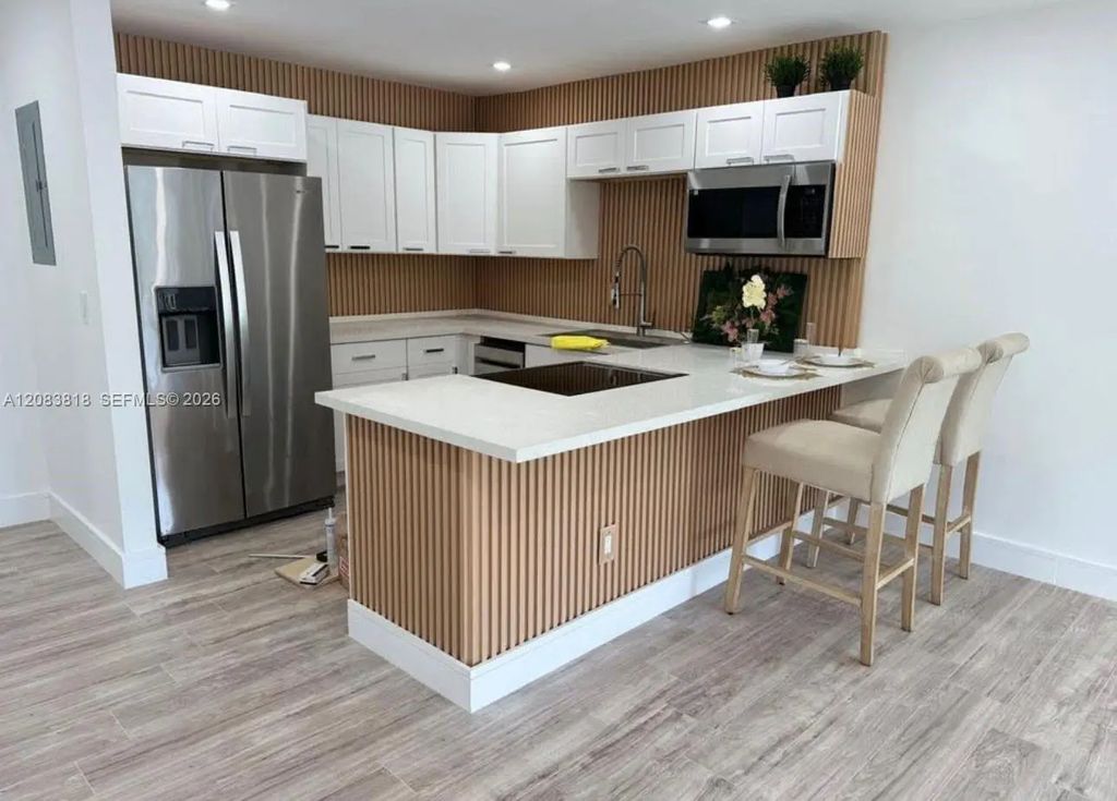 15201 Ne 6th Avenue #c210, Miami