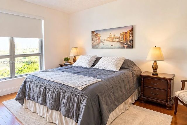 4 of 19 - 3400 Ne 192nd Street #ph7, Aventura, FL