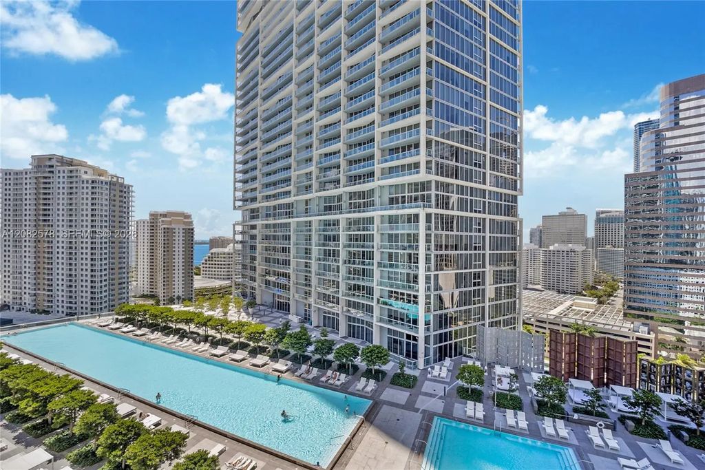 485 Brickell Avenue #2609, Miami
