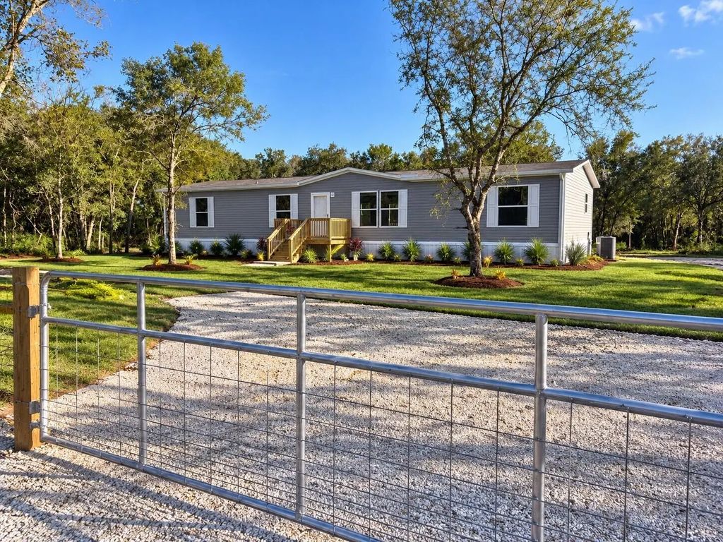 16854 Nw 254th Street, Okeechobee
