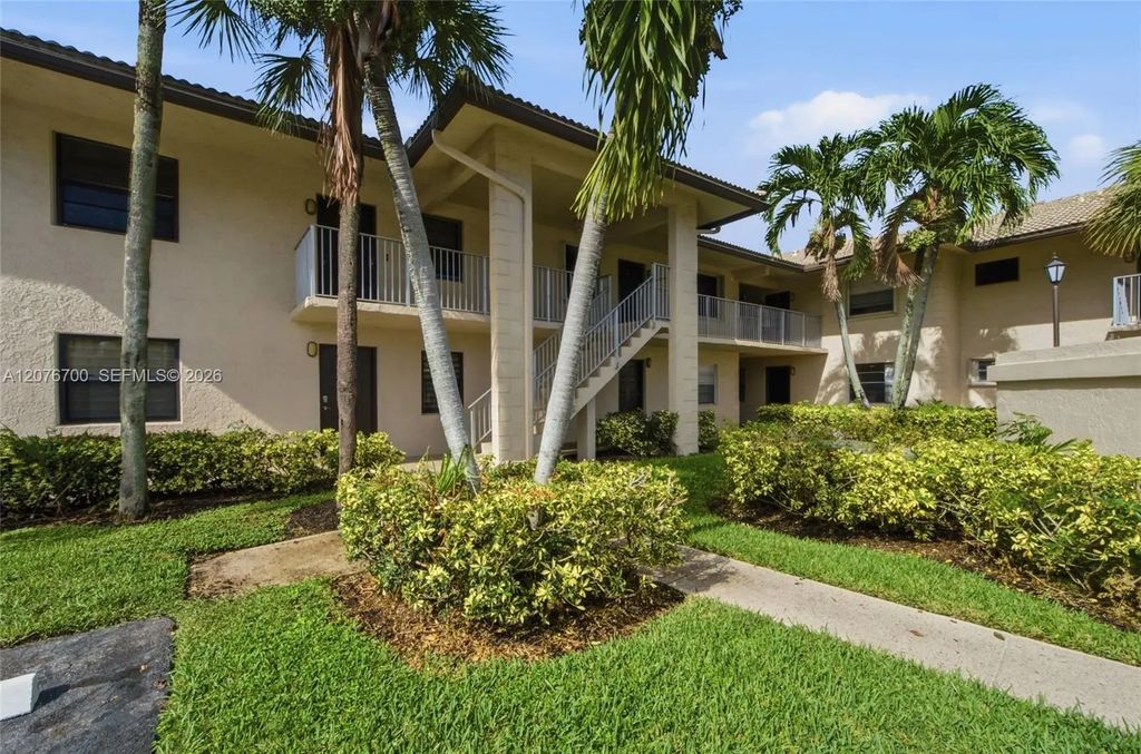 5510 Lakeside Drive #108, Margate