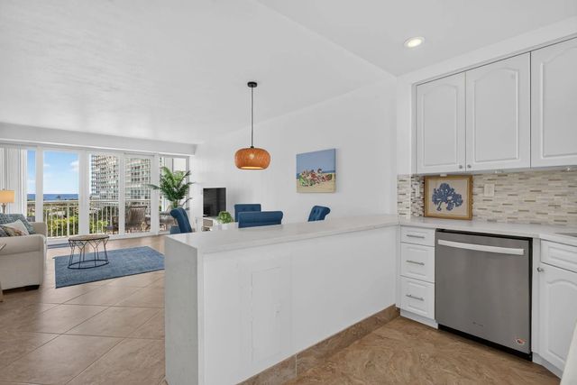 3 of 33 - 1920 S Ocean Drive #708, Fort Lauderdale, FL