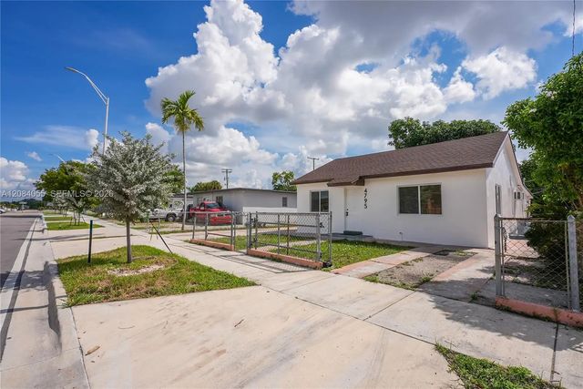 4795 E 8th Court, Hialeah