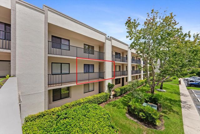 3 of 46 - 10634 W Clairmont Circle, Tamarac, FL