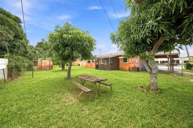 5 of 12 - 3611 Nw 5th Place, Lauderhill, FL
