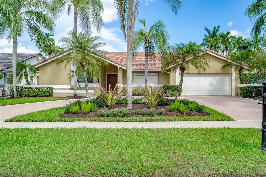 360 Nw 107th Avenue #360, Plantation