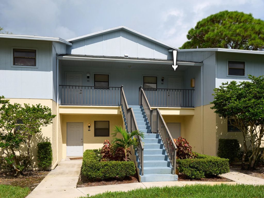 6535 Se Federal  Highway #204, Stuart