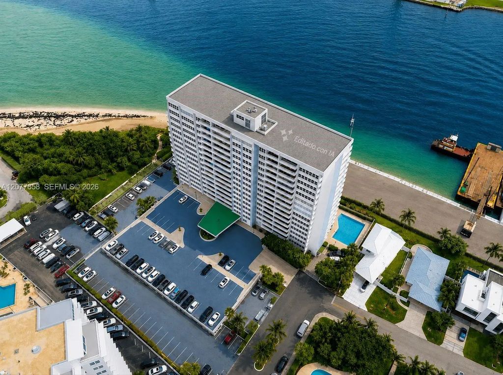 2100 S Ocean Drive #5b, Fort Lauderdale