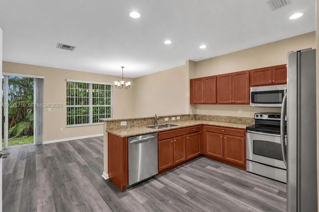 2 of 23 - 3222 Nw 31st Terrace, Oakland Park, FL