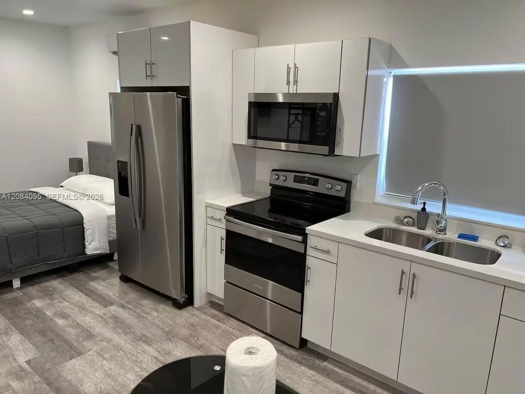 2285 Nw 2nd Street #5, Miami