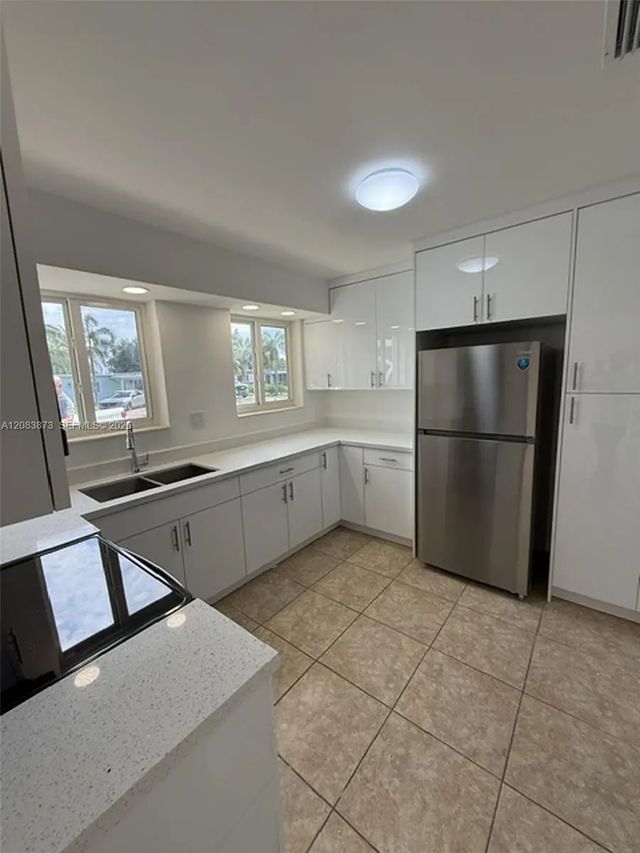3 of 15 - 6609 Sw 1st Court, Pembroke Pines, FL