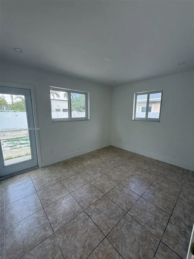5 of 15 - 6609 Sw 1st Court, Pembroke Pines, FL