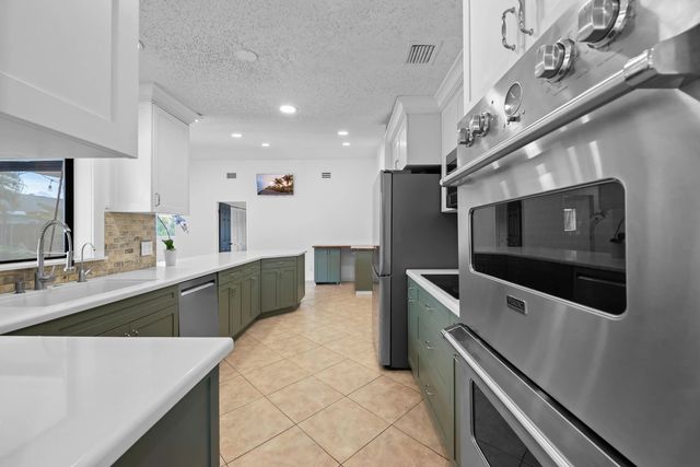 2 of 30 - 9965 Nw 23rd Street, Coral Springs, FL