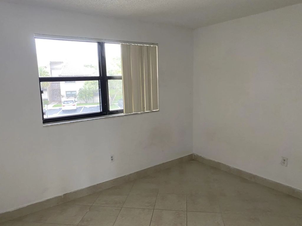9938 Nob Hill Lane #9938, Sunrise