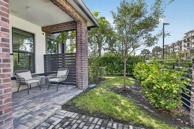 5 of 31 - 765 Nw 84th Terrace, Plantation, FL