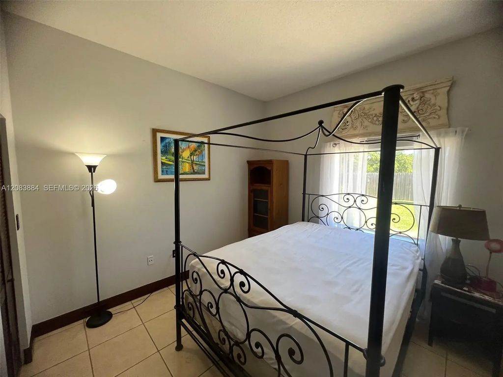 21731 Sw 127th Court #b, Miami