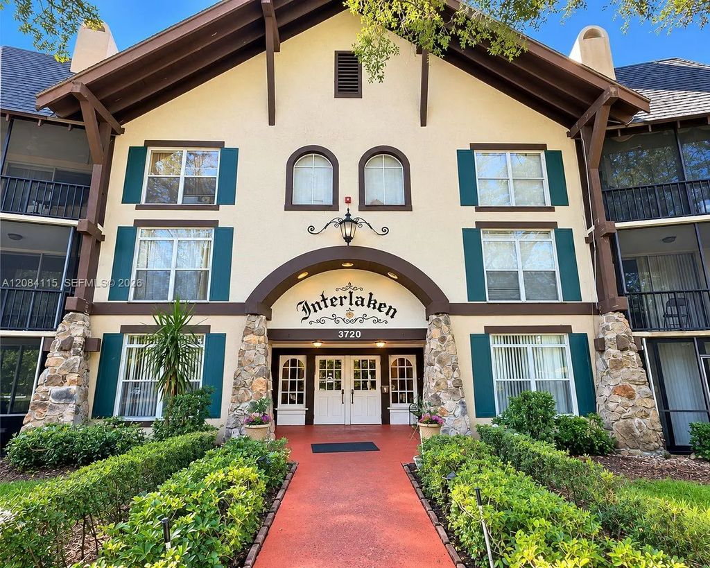 3720 Inverrary Drive #1n, Lauderhill