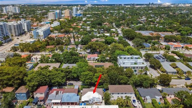 4 of 50 - 2530 Sw 27th Street, Miami, FL
