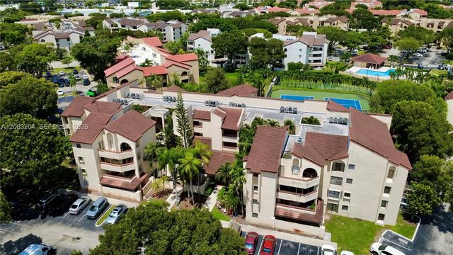 2 of 19 - 12455 Sw 93rd Terrace #301t, Miami, FL