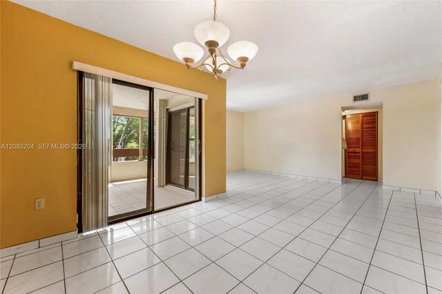 4 of 19 - 12455 Sw 93rd Terrace #301t, Miami, FL