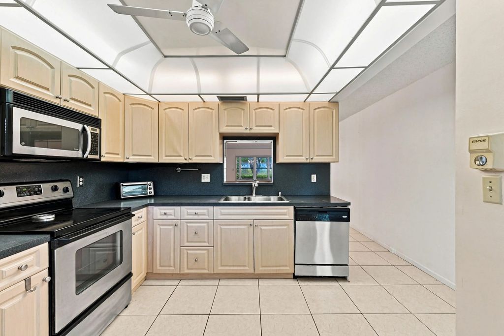 2101 Lucaya Bend #c1, Coconut Creek
