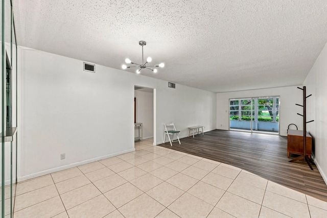 2 of 43 - 2101 Lucaya Bend #c1, Coconut Creek, FL