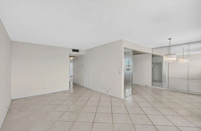 2 of 98 - 4044 Wolverton C, Boca Raton, FL