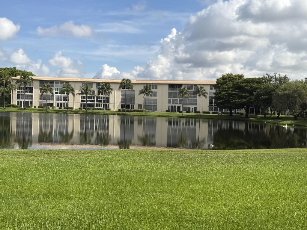 1903 Bermuda Circle #e1, Coconut Creek