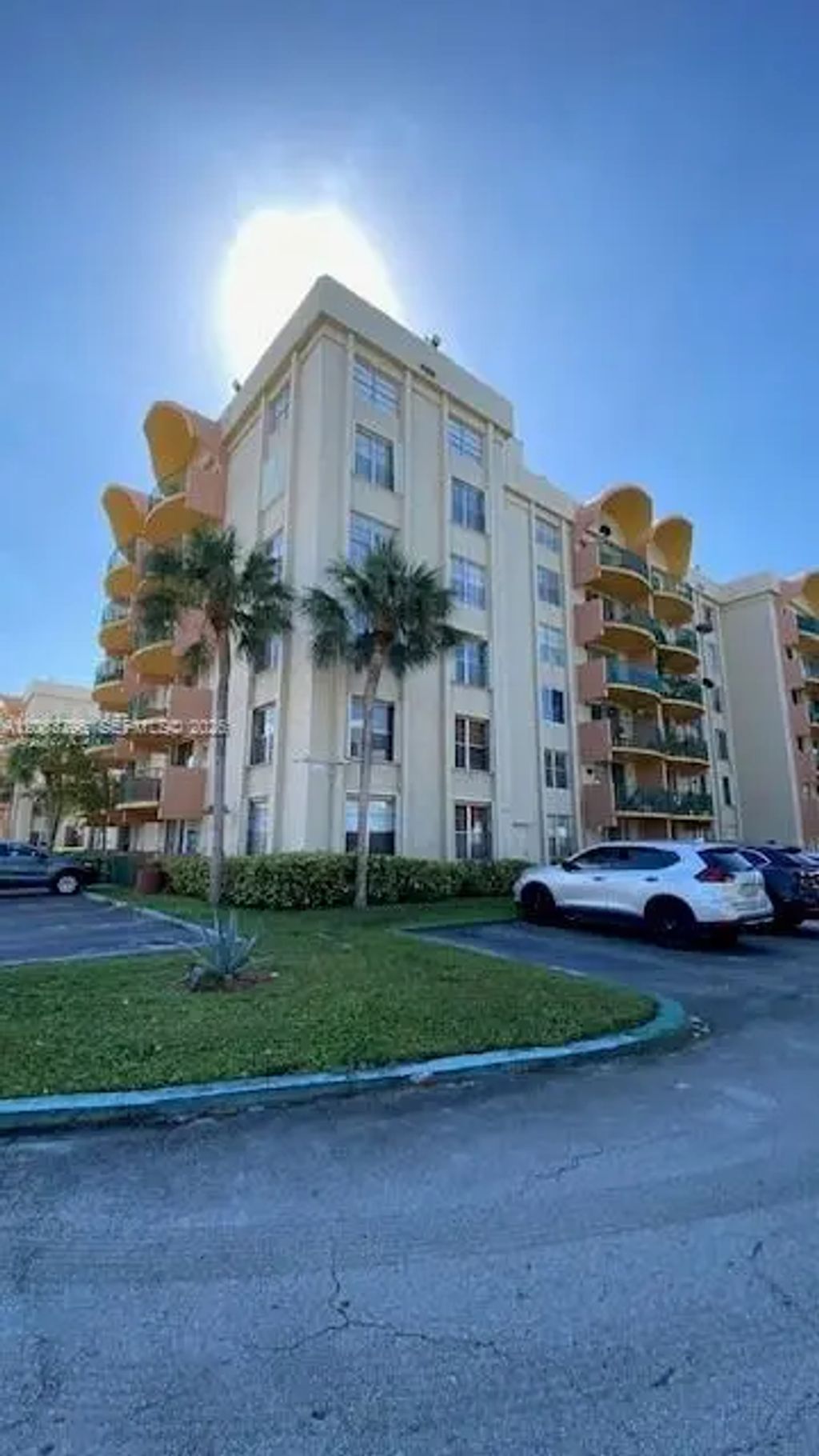 9360 Fontainebleau Boulevard #611, Miami