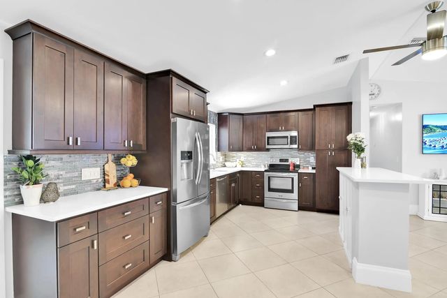 3 of 58 - 432 Sw Natura Avenue, Deerfield Beach, FL