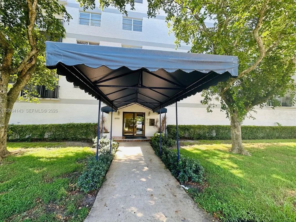 8950 Ne 8th Avenue #203, Miami