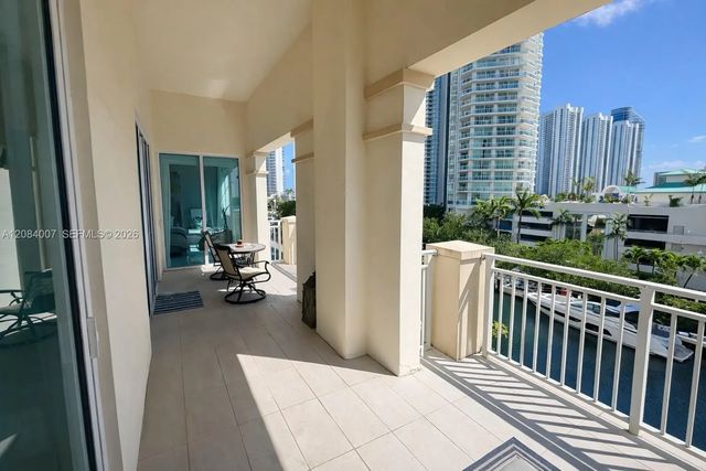 3 of 18 - 250 Ne Sunny Isles Boulevard #th-407, Sunny Isles Beach, FL