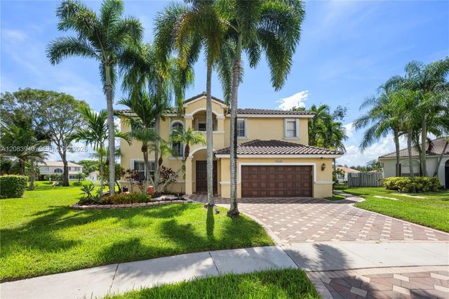 18806 Nw 23rd Place, Pembroke Pines