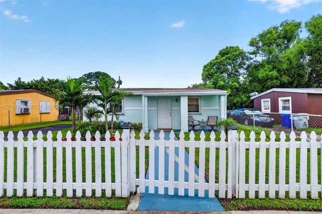 4 of 24 - 2825 Nw 3rd Street, Pompano Beach, FL