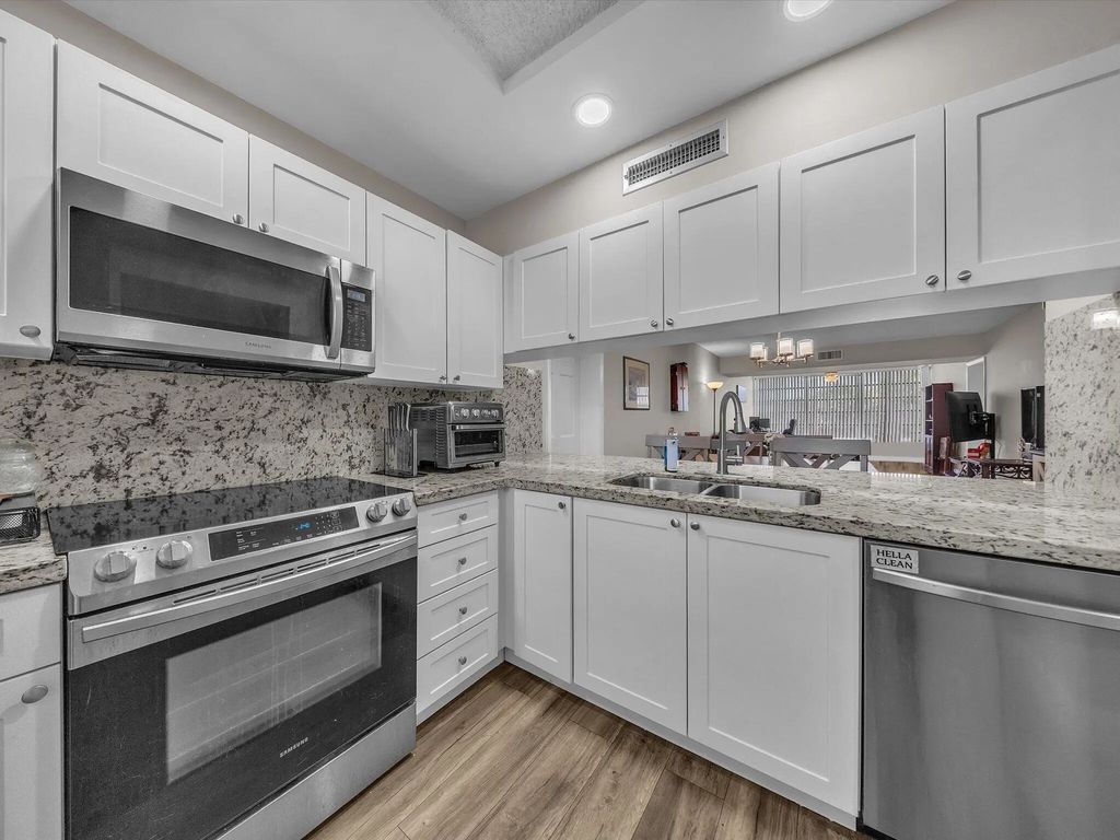 1701 Whitehall Drive #302, Davie