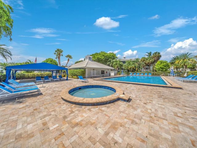4 of 27 - 1701 Whitehall Drive #302, Davie, FL