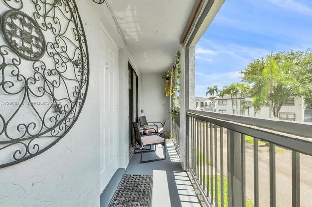 4 of 37 - 18226 Mediterranean Boulevard #7-16, Hialeah, FL