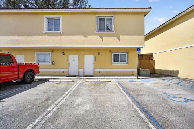 8351 Nw 99th Street #c-5, Hialeah Gardens