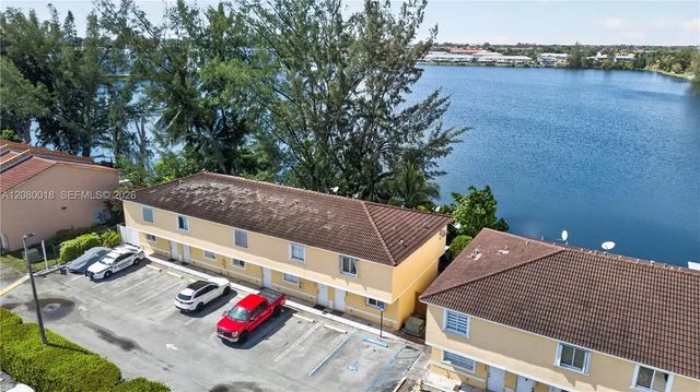 2 of 19 - 8351 Nw 99th Street #c-5, Hialeah Gardens, FL
