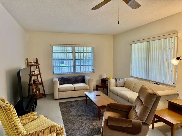 4 of 17 - 1501 Arthur Street #5, Hollywood, FL