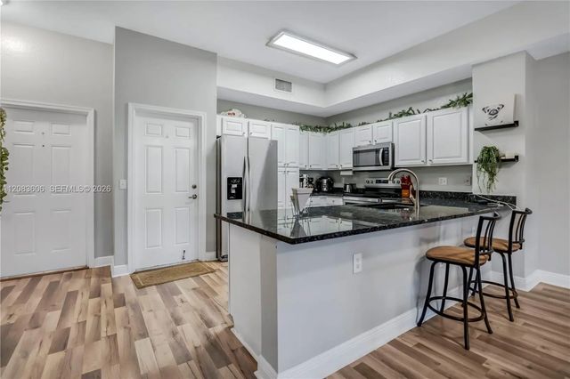 5 of 29 - 7401 Palomino Drive #114-1, Davie, FL