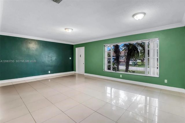 4 of 41 - 7108 Nw 76th Court, Tamarac, FL