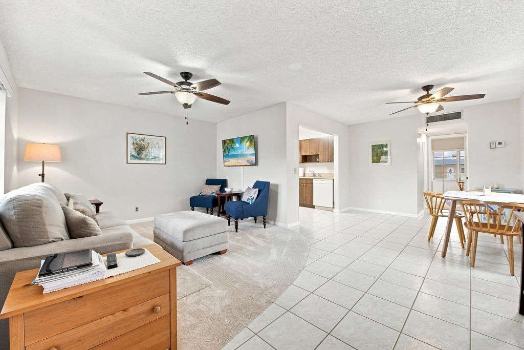 479 Burgundy J, Delray Beach